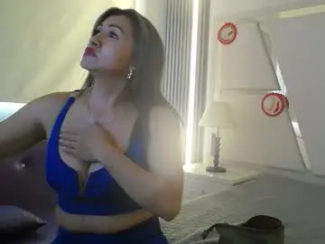 Chloe__jones_  live sex cam