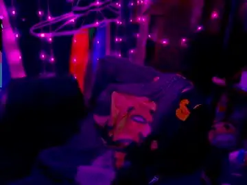 Ellieobey  live sex cam