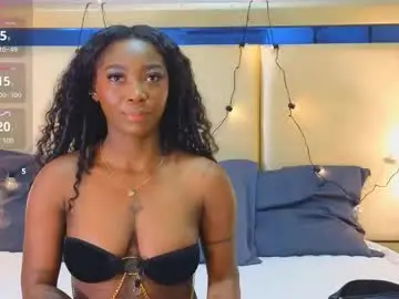 Emilykissx  live sex cam