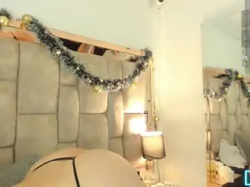 Evamilfxxx  live sex cam