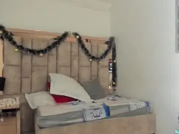 Evamilfxxx  live sex cam