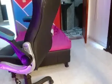 Fofi_geezy  live sex cam