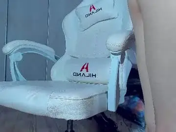 Ice_pixie  live sex cam