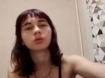 Ivetteshofner  live sex cam