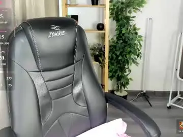 Kiki_shanel  live sex cam