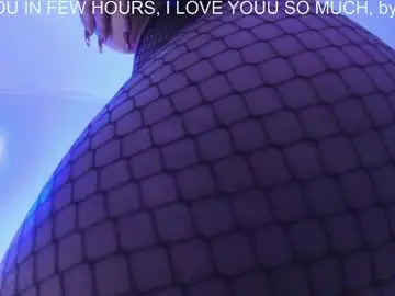 Krysstal__  live sex cam
