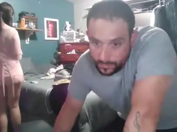 Kuti33  live sex cam