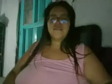 Lobita2719  live sex cam