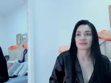 Madeleyne_martinez  live sex cam