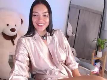 Miaglowvelvet  live sex cam
