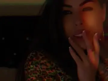 Mynismuse  live sex cam