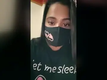 Shila32  live sex cam