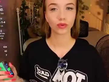 Toni_ray  live sex cam