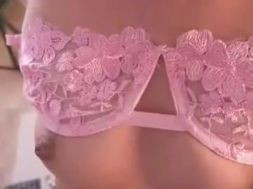 Valeria_777_  live sex cam