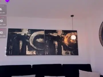 Ambarowens  live sex cam