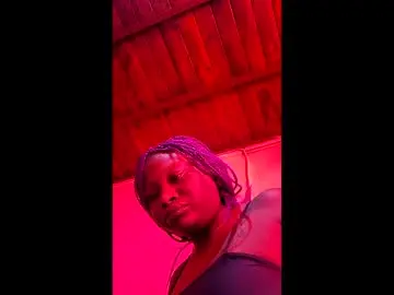 Bonyy2  live sex cam