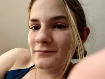 Daddys_slutt36  live sex cam