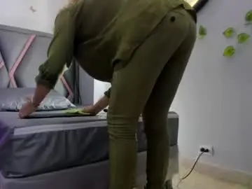 Esterlindez  live sex cam
