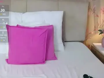 Exoticgiselle  live sex cam