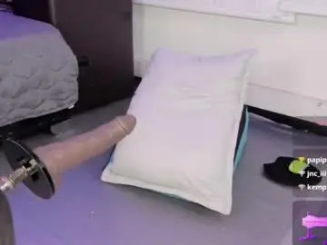 Inndrahot  live sex cam