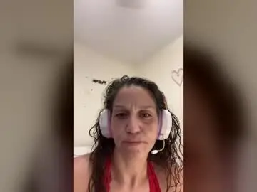 Lexiluvslair  live sex cam