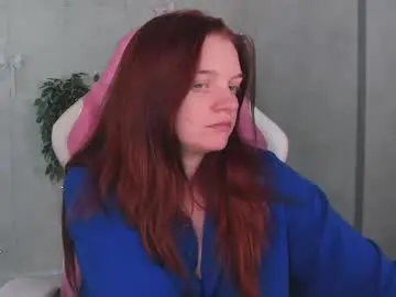 Luccy_mullinss  live sex cam
