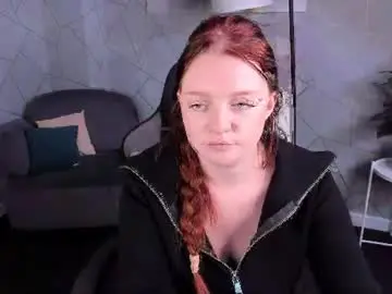 Luccy_mullinss  live sex cam