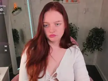 Luccy_mullinss  live sex cam