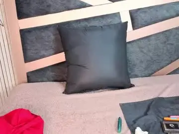 Lunabetancur  live sex cam