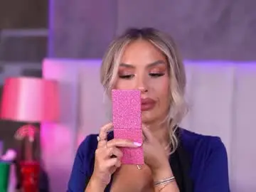 Selena_voss  live sex cam