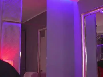 Selena_voss  live sex cam