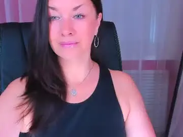 Ana_mills  live sex cam