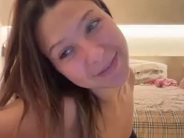 Ariabellini  live sex cam