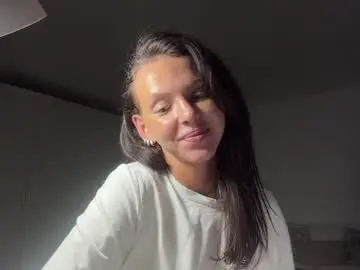 Arlynenemani  live sex cam