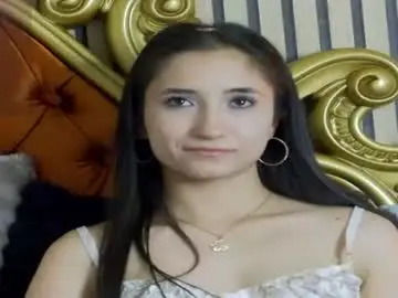 Carolinahart  live sex cam