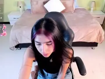 Celeste_rous__  live sex cam