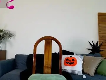 Clairevarhol  live sex cam