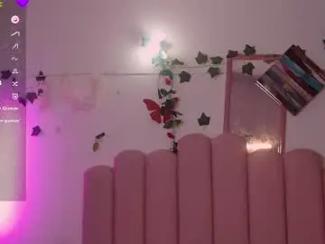 Dakota_ro  live sex cam
