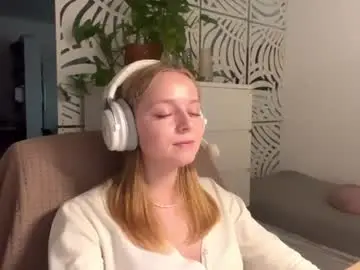 Elanorgaud  live sex cam