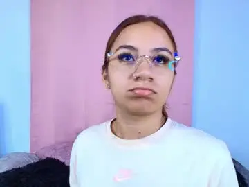 Jules_n_gia  live sex cam