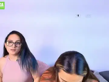Jules_n_gia  live sex cam