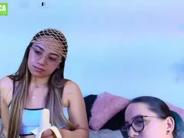 Jules_n_gia  live sex cam
