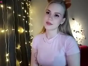 Lunapeony  live sex cam