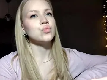 Lunapeony  live sex cam