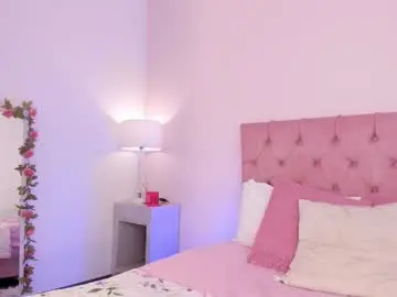 Misshiller_gh  live sex cam