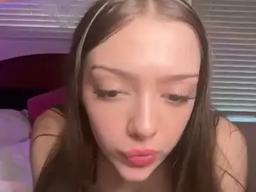 Nadiaa_18  live sex cam