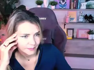 Nicolehits  live sex cam