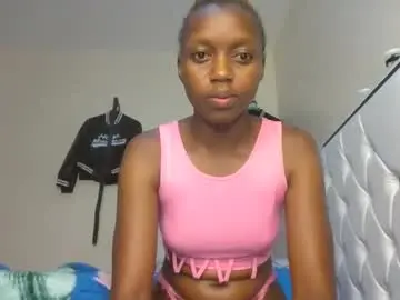 Beverlyne5  live sex cam