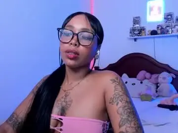Boonie_brooks  live sex cam