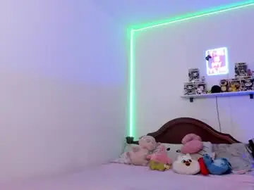 Boonie_brooks  live sex cam